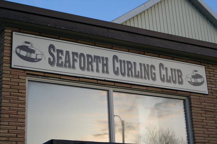 club-entrance